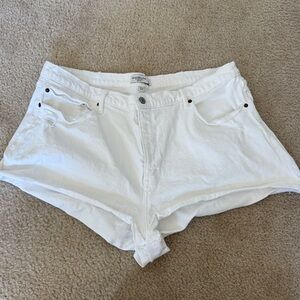 Abercrombie White High Rise Mom Shorts